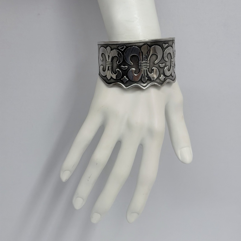 Sterling Mexican Fleur de Lis Cuff Bracelet Wide VERY Cool Art to Wear 43 Grams